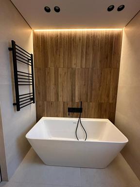 Фото з опису виконавця