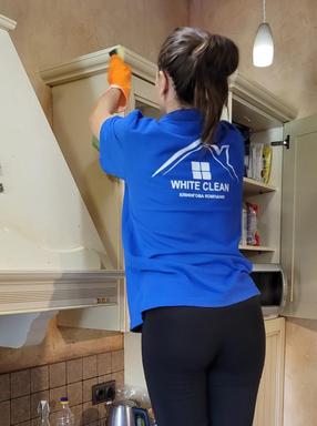 Фото з опису виконавця